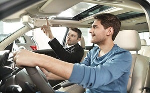 Schedule a test drive at Nissan Guaymas in Guaymas, Sonora, México.